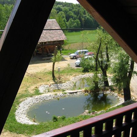 Apartament Turisticna Kmetija Cebelji Gradic Rogašovci Zewnętrze zdjęcie