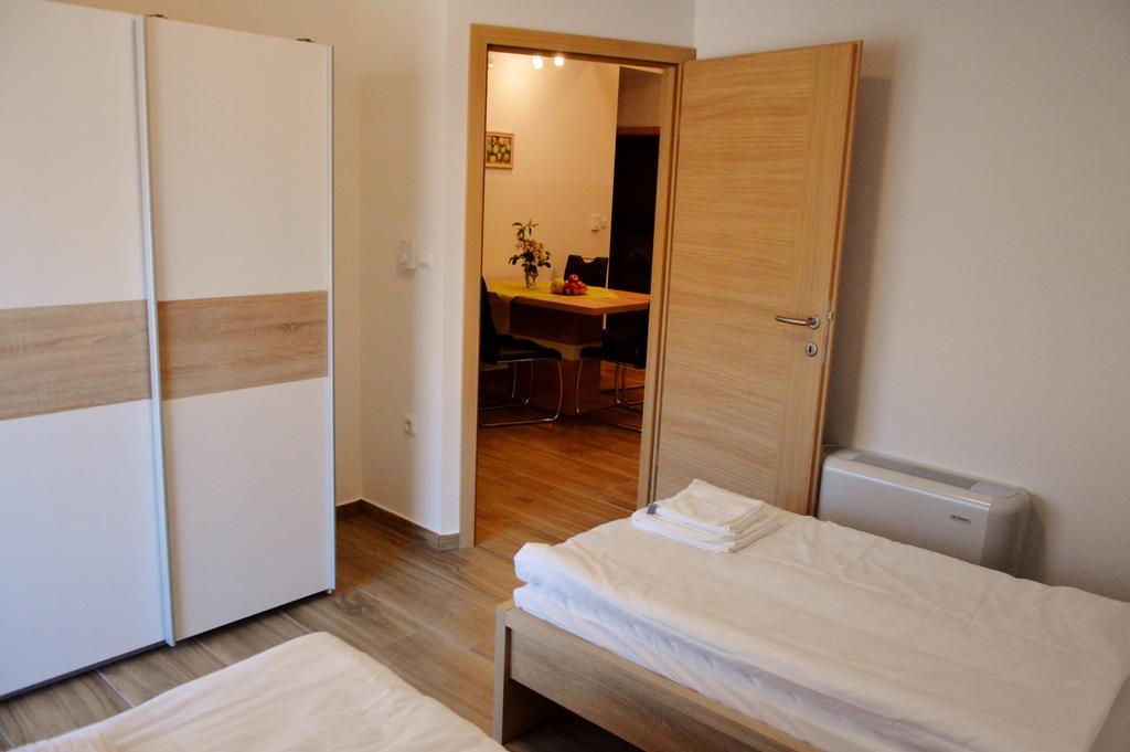Apartament Turisticna Kmetija Cebelji Gradic Rogašovci Zewnętrze zdjęcie