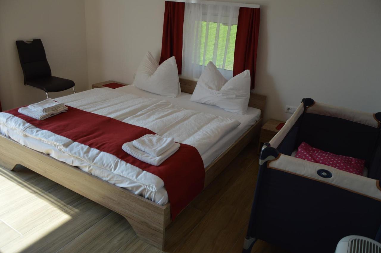 Apartament Turisticna Kmetija Cebelji Gradic Rogašovci Zewnętrze zdjęcie